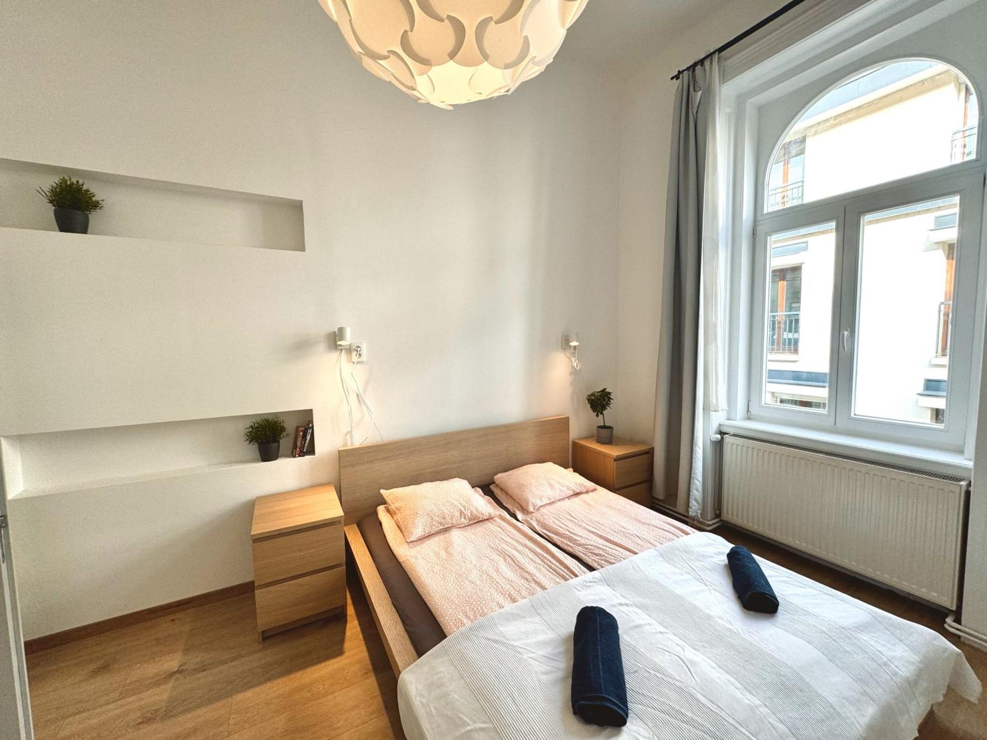 On In The Center 3 Br *