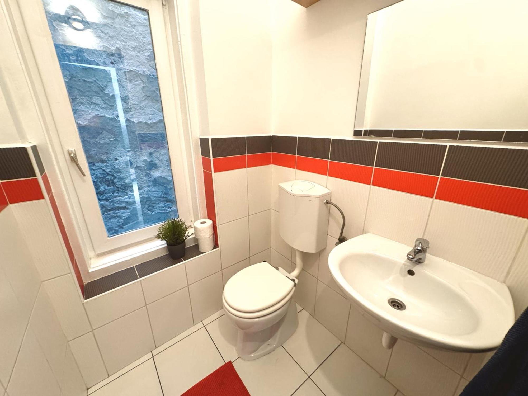 On In The Center 3 Br *