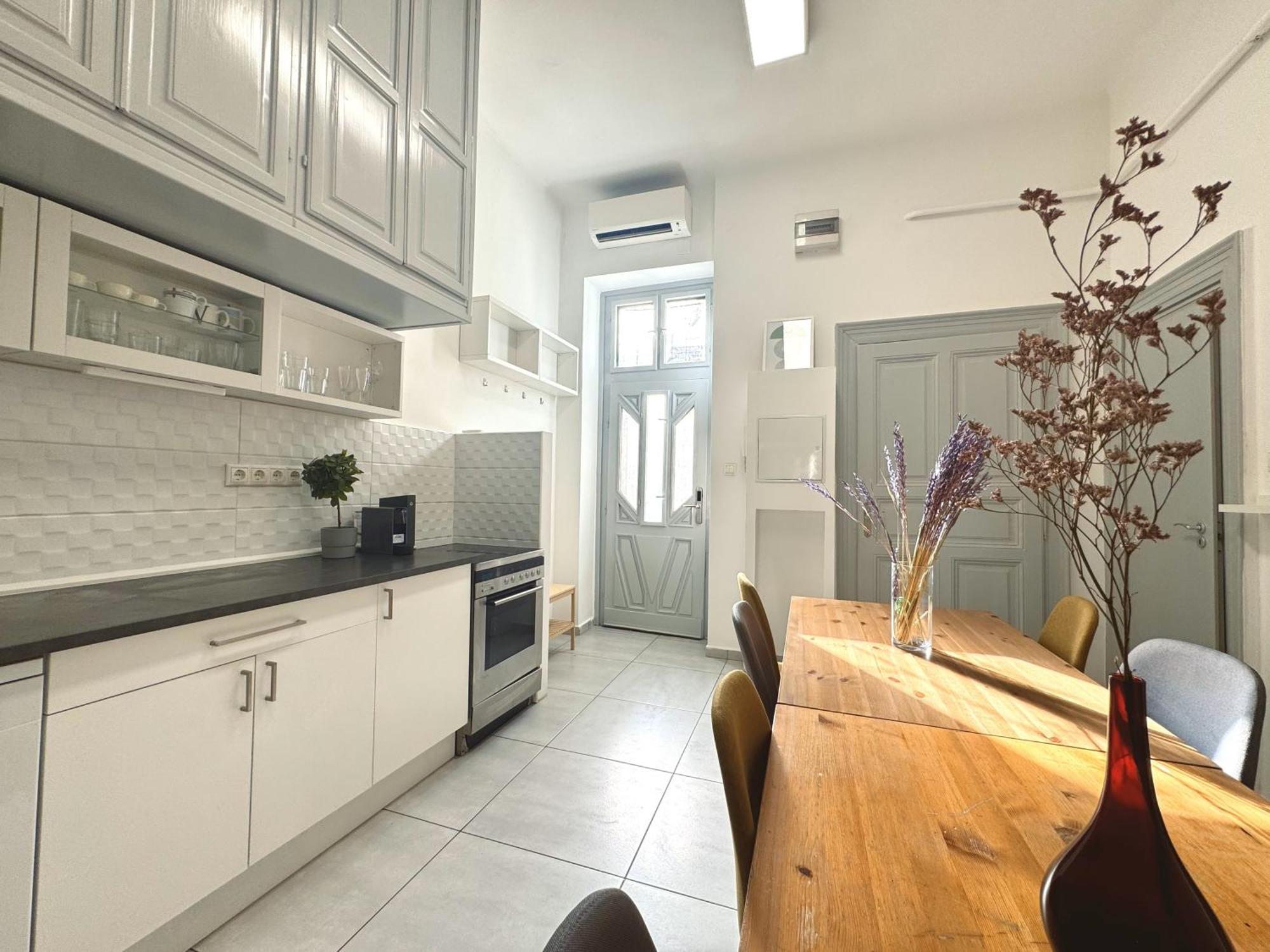 On In The Center 3 Br * Budapest